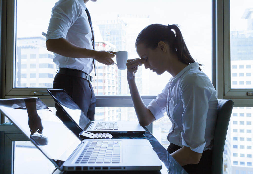 Leia mais sobre o artigo Ansiedade no trabalho: quais são as principais causas e como controlar esse problema