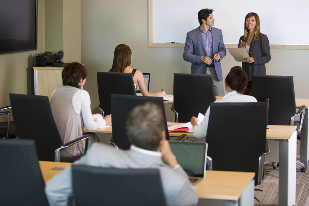 Leia mais sobre o artigo Comunicação interna e externa: por que a sua empresa precisa usá-las?