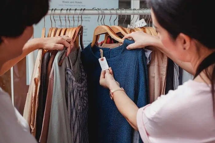 Leia mais sobre o artigo 12 frases que encantam seu cliente no momento da compra